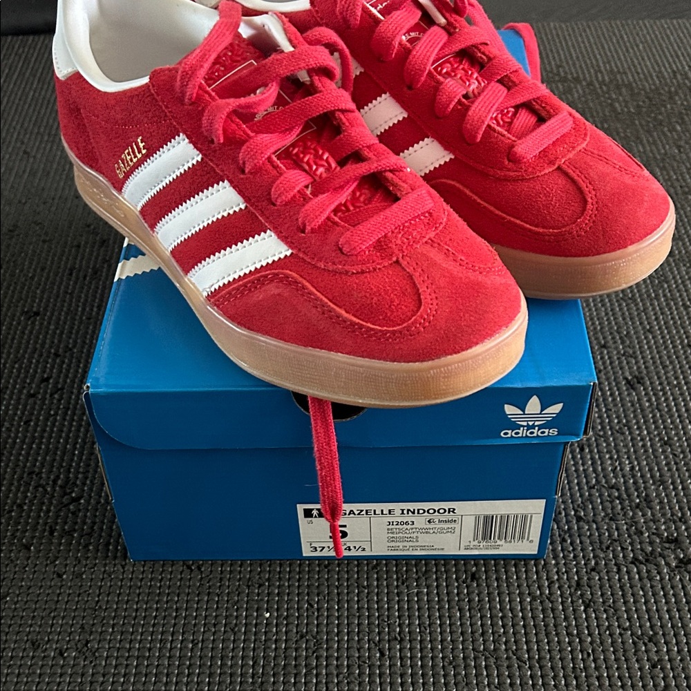 Adidas Gazelle Indoor in Bold Red and White